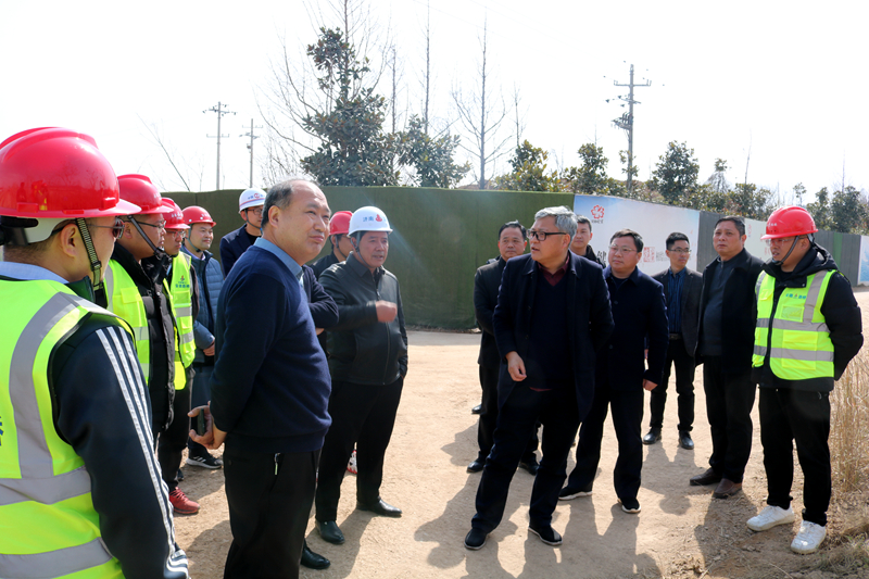金寨縣委常委、常務(wù)副縣長(zhǎng)汪洪濤一行到史河（金寨段）防洪提升工程-7#防汛大橋項(xiàng)目調(diào)研